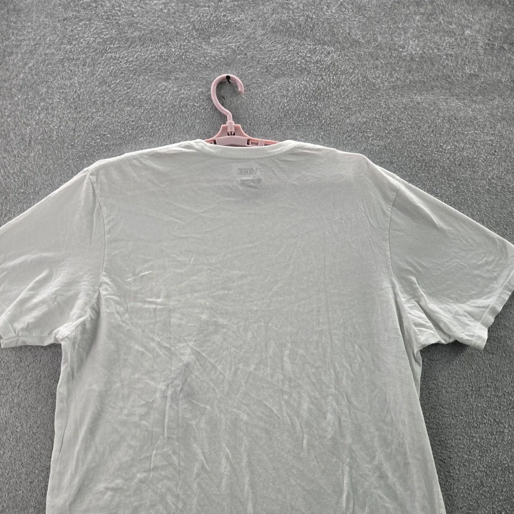 Vans Men Shirt X-LARGE White Cherry‎ Heart Chest Graphic Embroidery Slim Varsity
